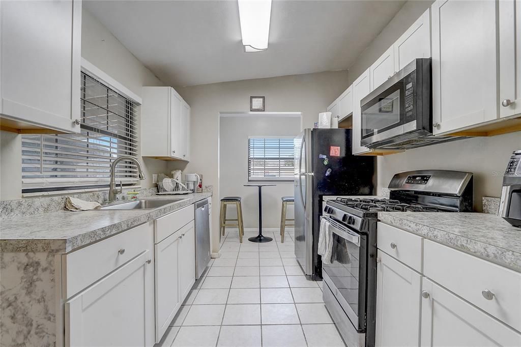 For Sale: $348,900 (3 beds, 1 baths, 1365 Square Feet)