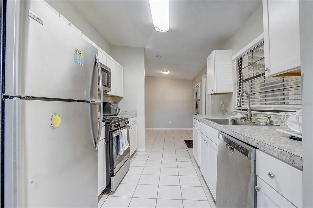 For Sale: $348,900 (3 beds, 1 baths, 1365 Square Feet)