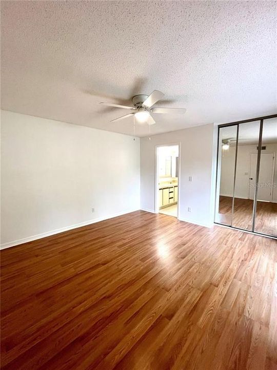 For Rent: $1,950 (2 beds, 2 baths, 1285 Square Feet)