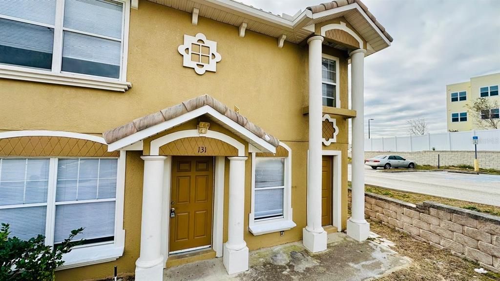 Recientemente alquilado: $1,650 (4 camas, 3 baños, 1320 Pies cuadrados)