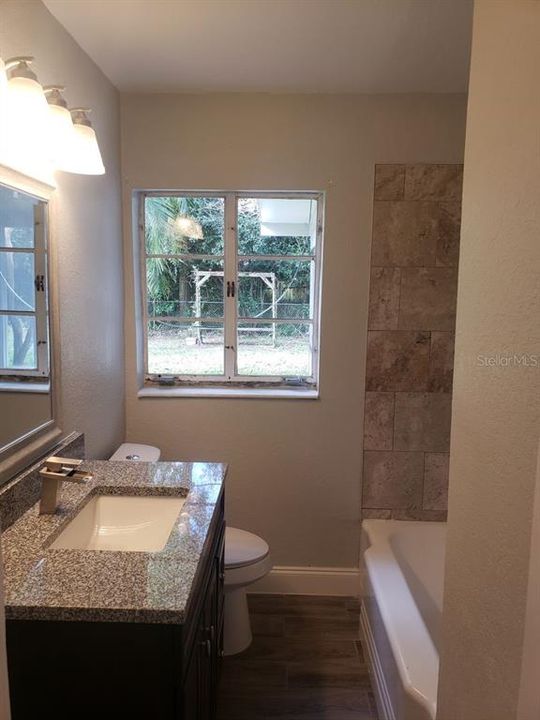 For Rent: $2,500 (3 beds, 2 baths, 1381 Square Feet)