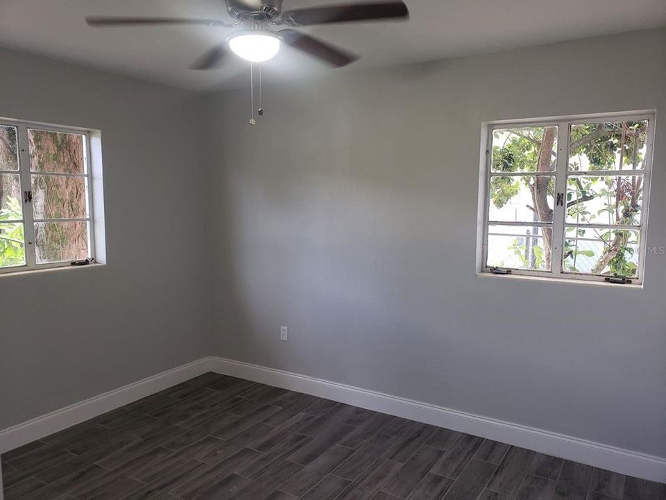 For Rent: $2,500 (3 beds, 2 baths, 1381 Square Feet)