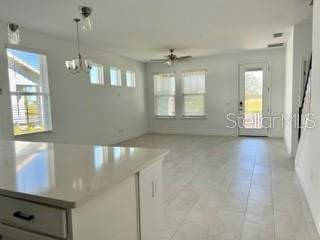 For Rent: $3,050 (3 beds, 2 baths, 2033 Square Feet)