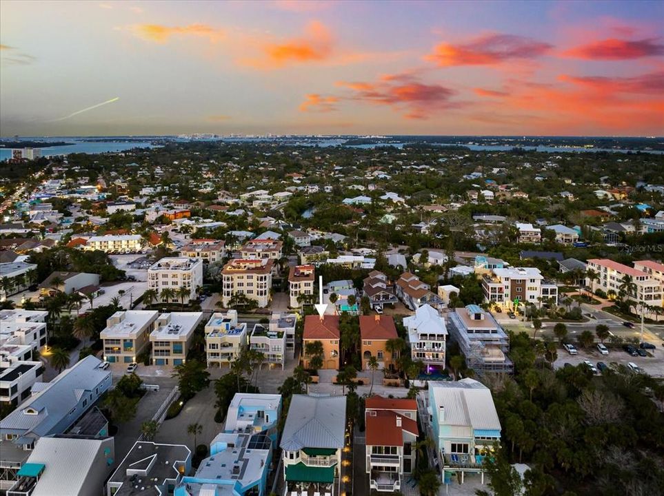 Walk to Siesta Key Village