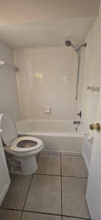 For Rent: $1,950 (2 beds, 2 baths, 922 Square Feet)