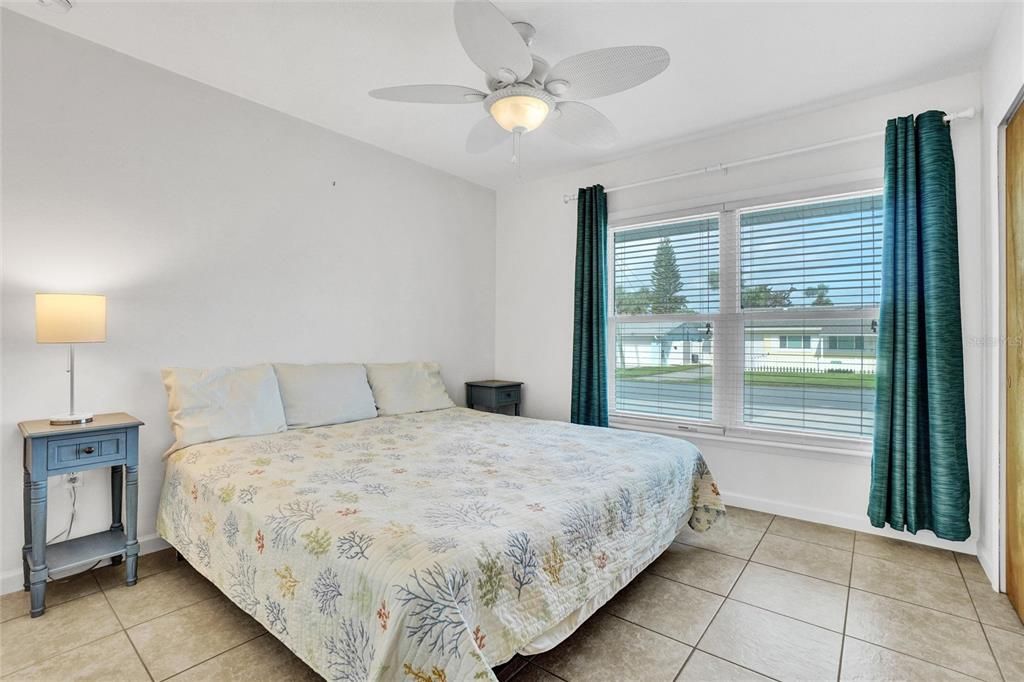 For Sale: $440,000 (3 beds, 2 baths, 1190 Square Feet)