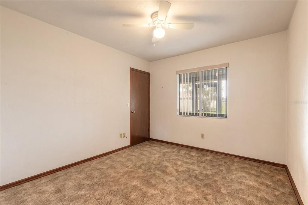 For Sale: $294,500 (3 beds, 2 baths, 1243 Square Feet)