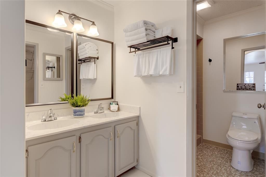 En Renta: $2,999 (4 camas, 2 baños, 1819 Pies cuadrados)