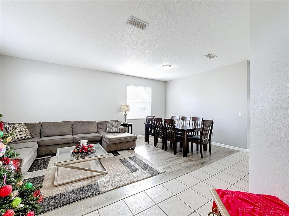 For Sale: $435,000 (4 beds, 2 baths, 2025 Square Feet)