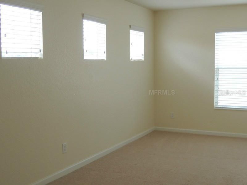 For Rent: $2,750 (3 beds, 2 baths, 2163 Square Feet)