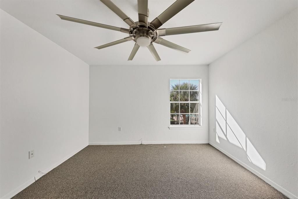 Active With Contract: $159,000 (1 beds, 1 baths, 752 Square Feet)