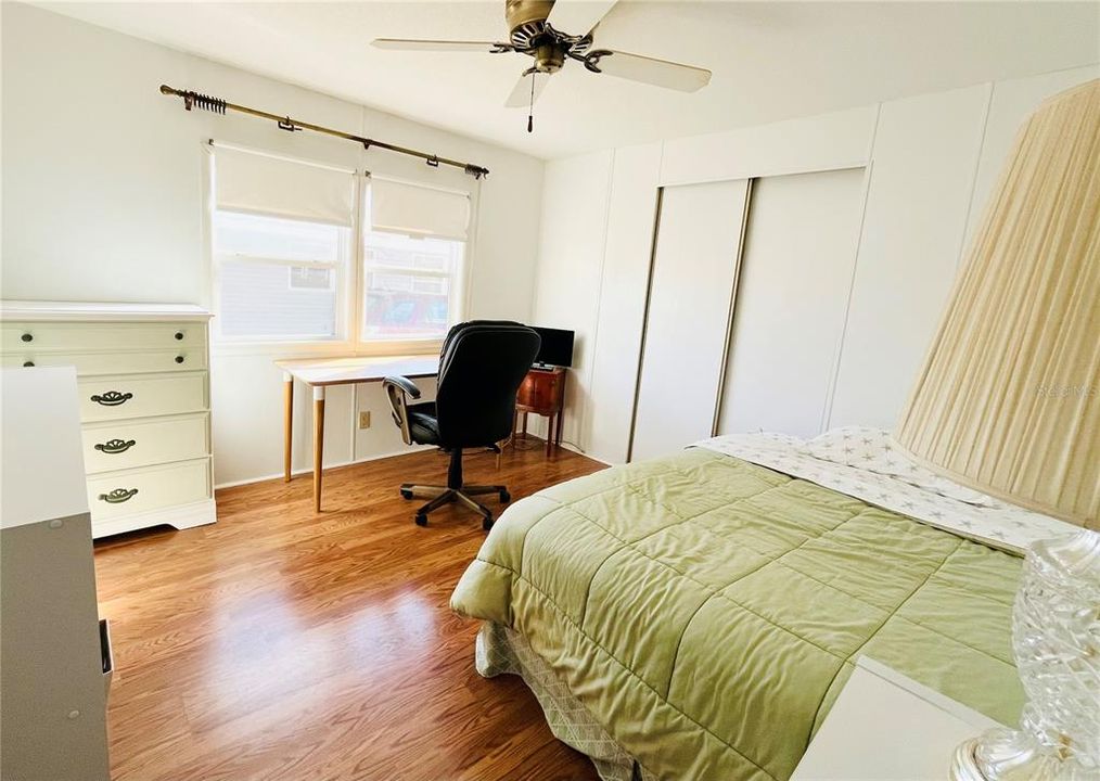 For Sale: $167,000 (2 beds, 2 baths, 1127 Square Feet)