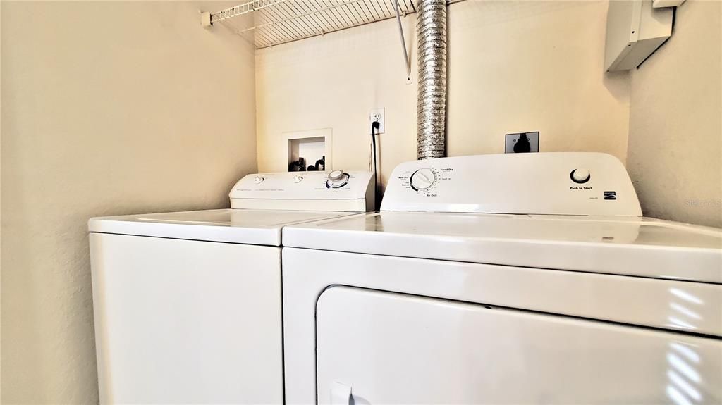 For Rent: $1,525 (2 beds, 2 baths, 1077 Square Feet)