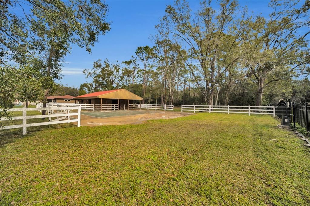 For Sale: $2,500,000 (4 beds, 4 baths, 5256 Square Feet)