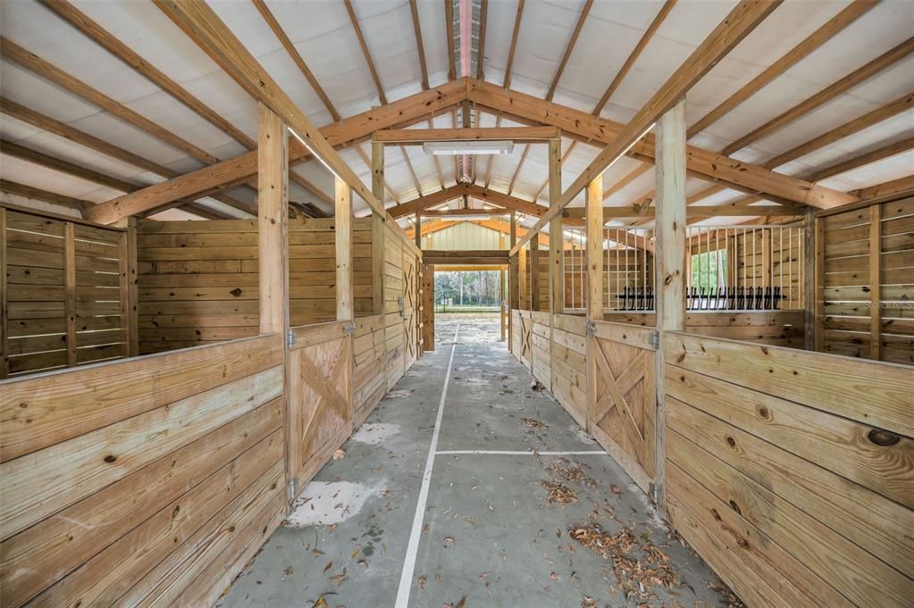 For Sale: $2,500,000 (4 beds, 4 baths, 5256 Square Feet)