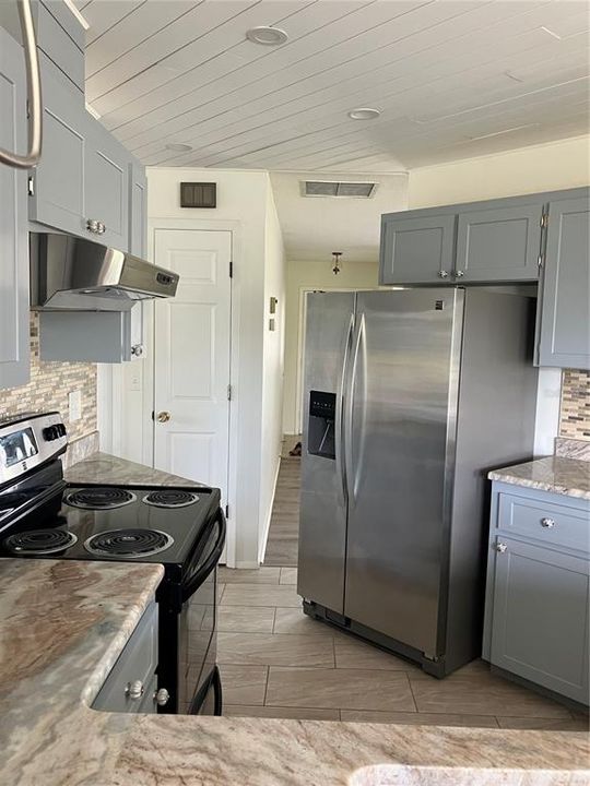 For Rent: $1,849 (2 beds, 2 baths, 1303 Square Feet)