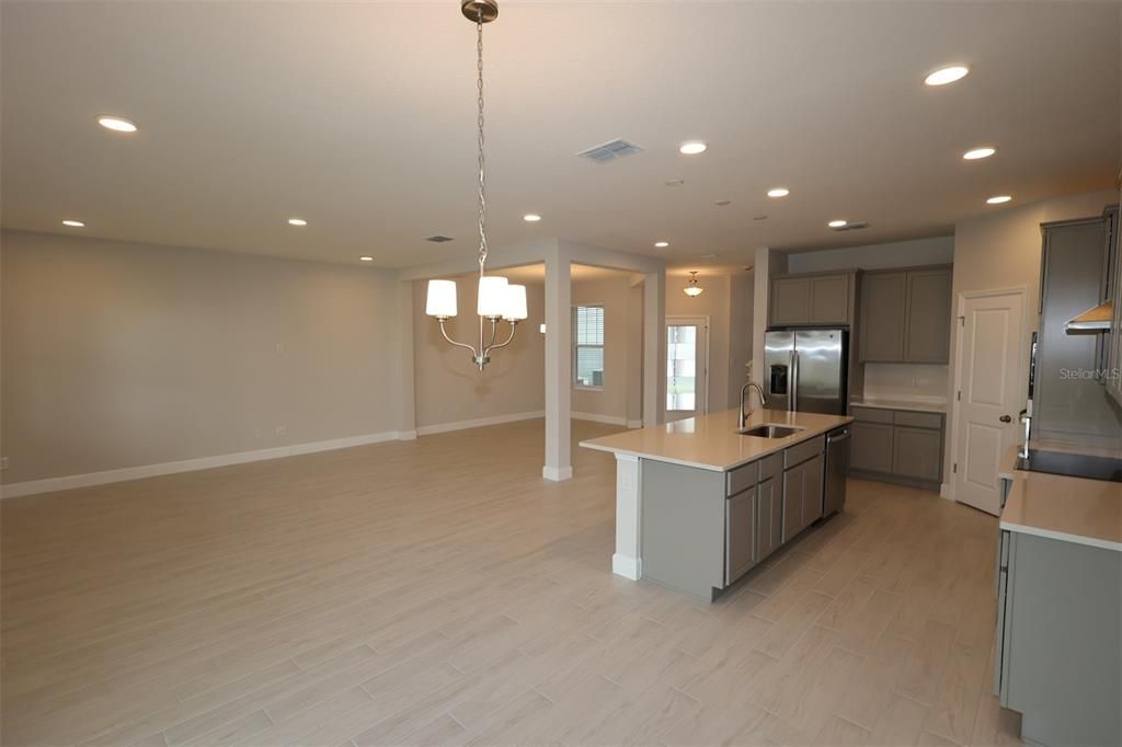 For Sale: $544,990 (5 beds, 4 baths, 3120 Square Feet)