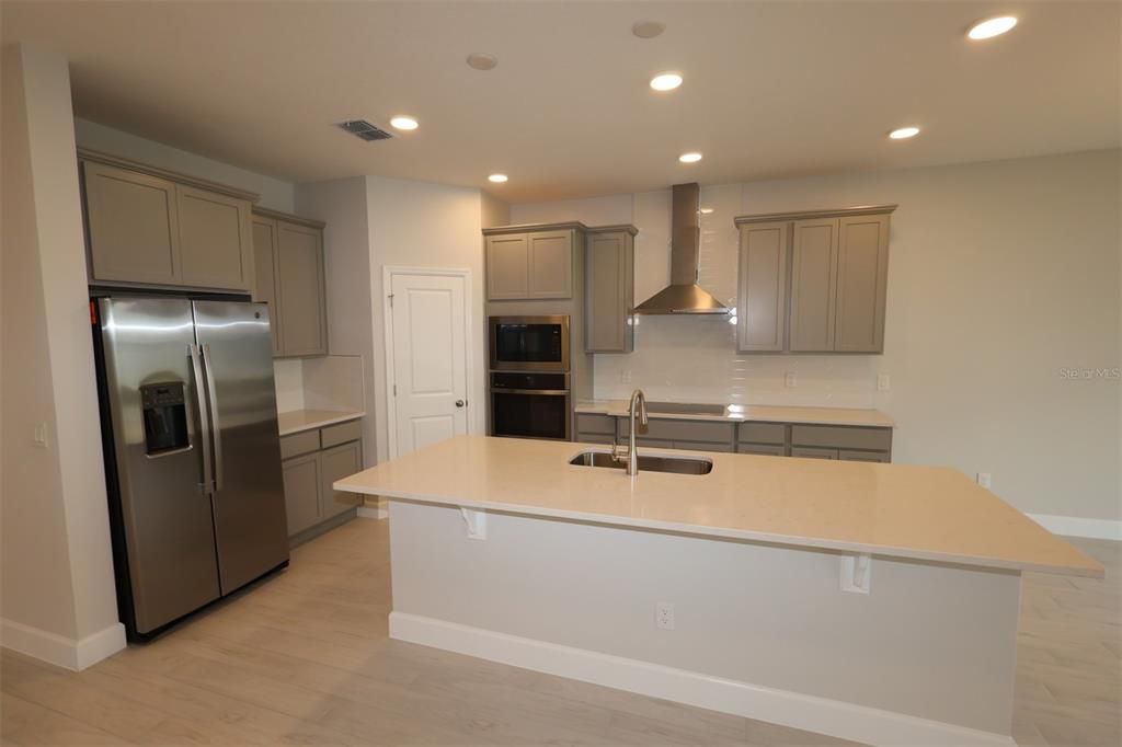 For Sale: $544,990 (5 beds, 4 baths, 3120 Square Feet)