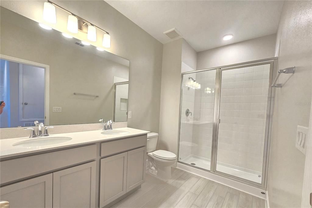 For Sale: $544,990 (5 beds, 4 baths, 3120 Square Feet)