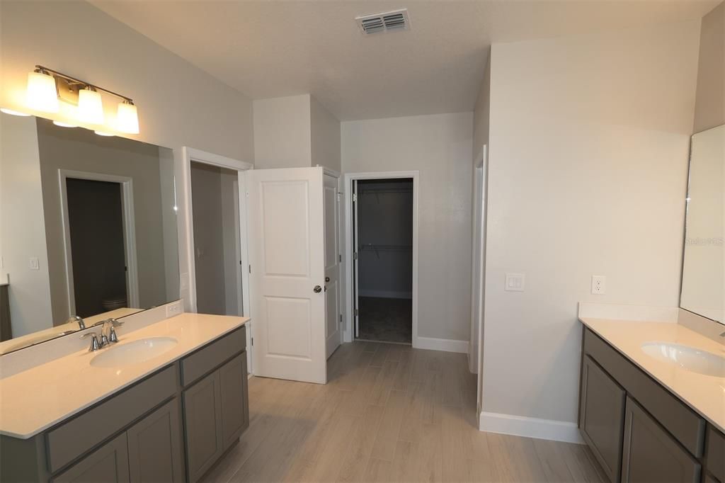 For Sale: $544,990 (5 beds, 4 baths, 3120 Square Feet)