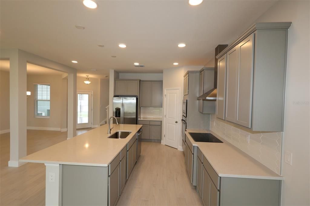 For Sale: $544,990 (5 beds, 4 baths, 3120 Square Feet)