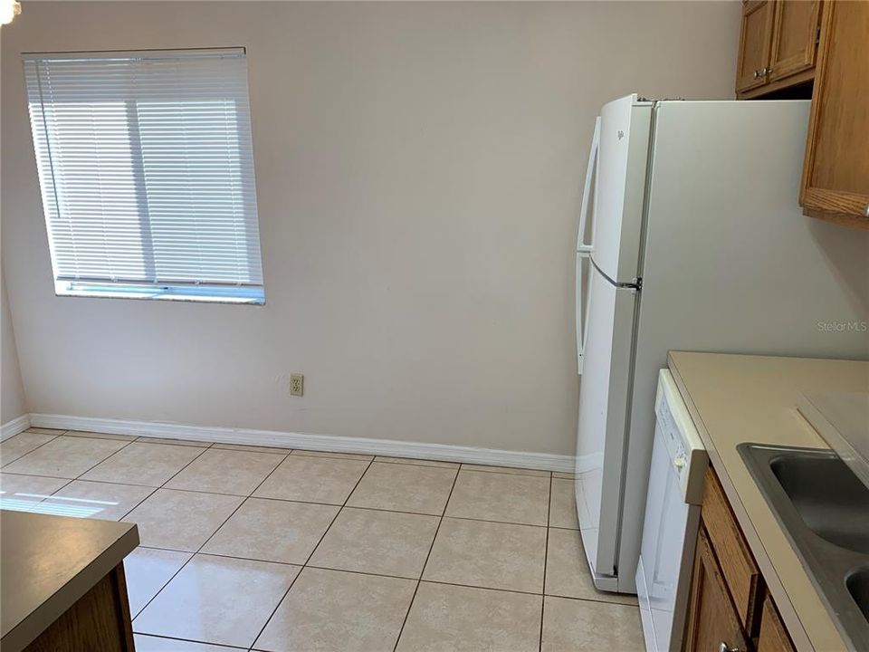 For Rent: $2,000 (2 beds, 2 baths, 1117 Square Feet)