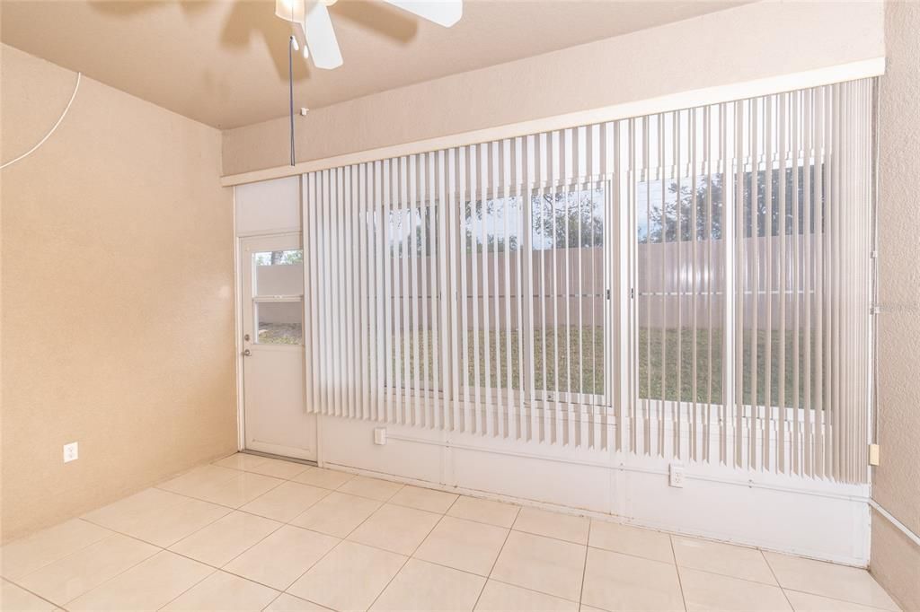 Huge enclosed Porch