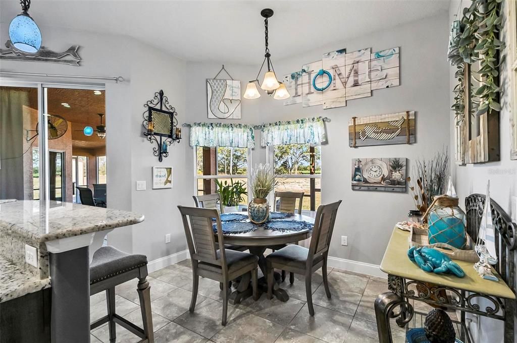 For Sale: $1,100,000 (4 beds, 2 baths, 2362 Square Feet)