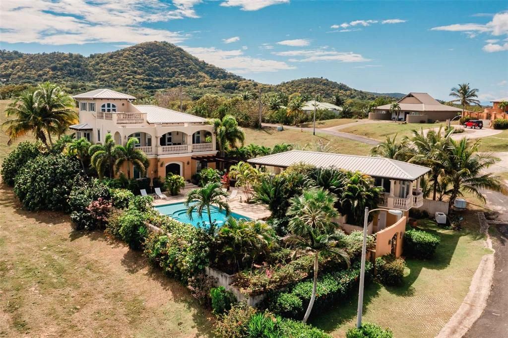 Recently Sold: $1,375,000 (5 beds, 6 baths, 4691 Square Feet)