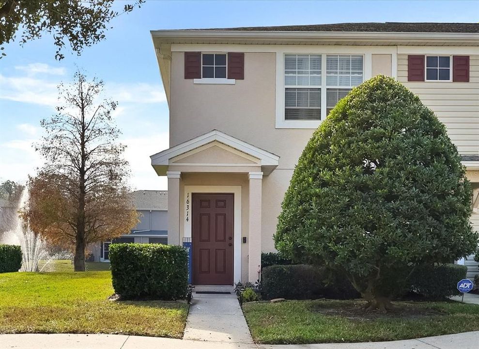 Vendido Recientemente: $259,000 (2 camas, 2 baños, 1240 Pies cuadrados)