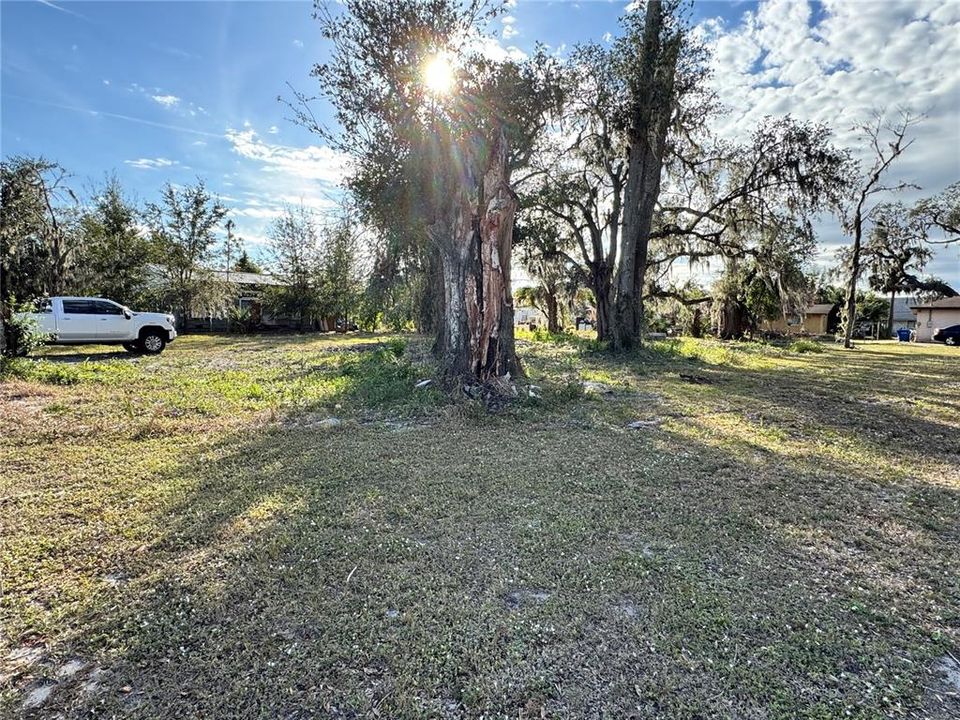 Недавно продано: $35,000 (0.15 acres)