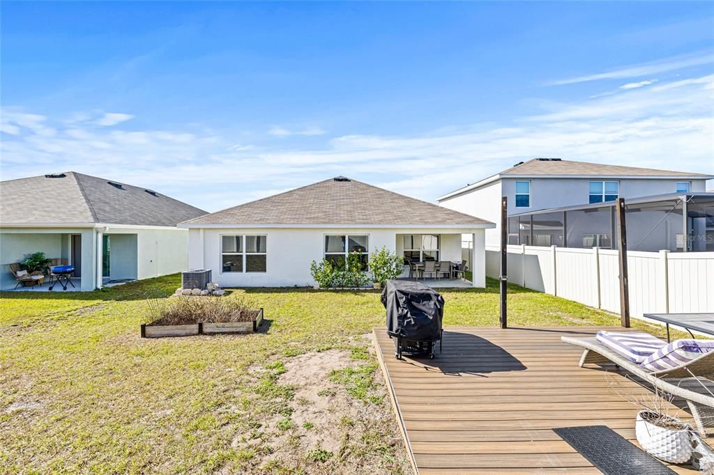 Active With Contract: $275,000 (3 beds, 2 baths, 1672 Square Feet)