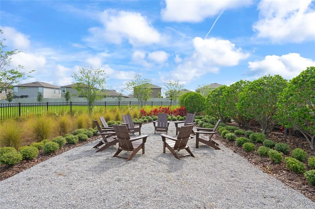 Active With Contract: $275,000 (3 beds, 2 baths, 1672 Square Feet)