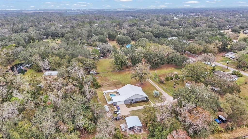 合同活跃: $700,000 (4 贝兹, 3 浴室, 2699 平方英尺)