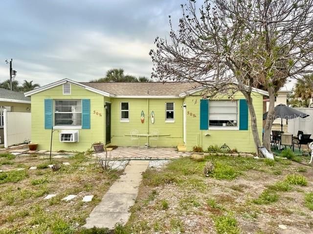 待售: $1,300,000 (4 贝兹, 0 浴室, 2094 平方英尺)