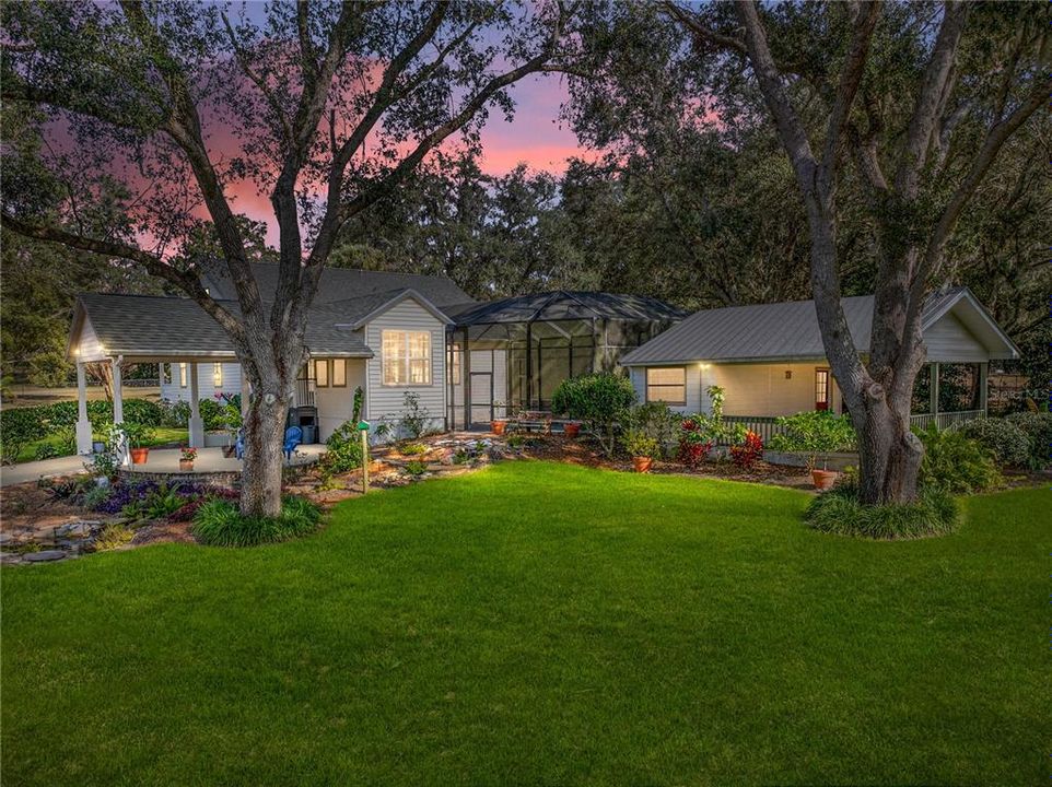 Recently Sold: $1,299,000 (5 beds, 4 baths, 3388 Square Feet)