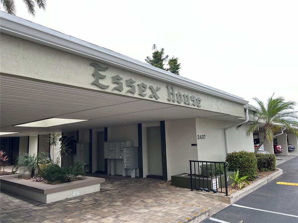 Activo con contrato: $75,000 (2 camas, 2 baños, 919 Pies cuadrados)