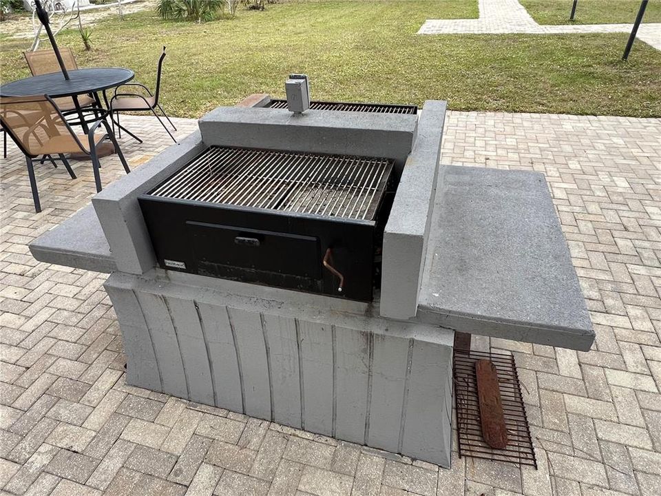 Activo con contrato: $75,000 (2 camas, 2 baños, 919 Pies cuadrados)