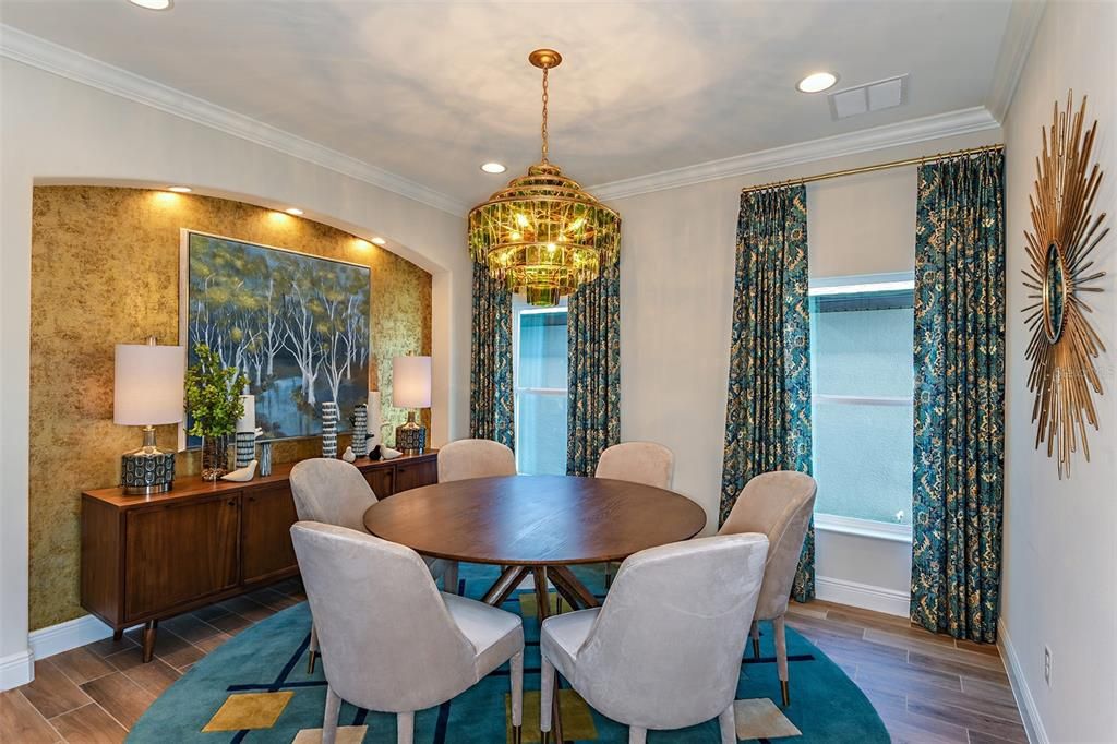 Activo con contrato: $1,248,900 (5 camas, 3 baños, 3412 Pies cuadrados)