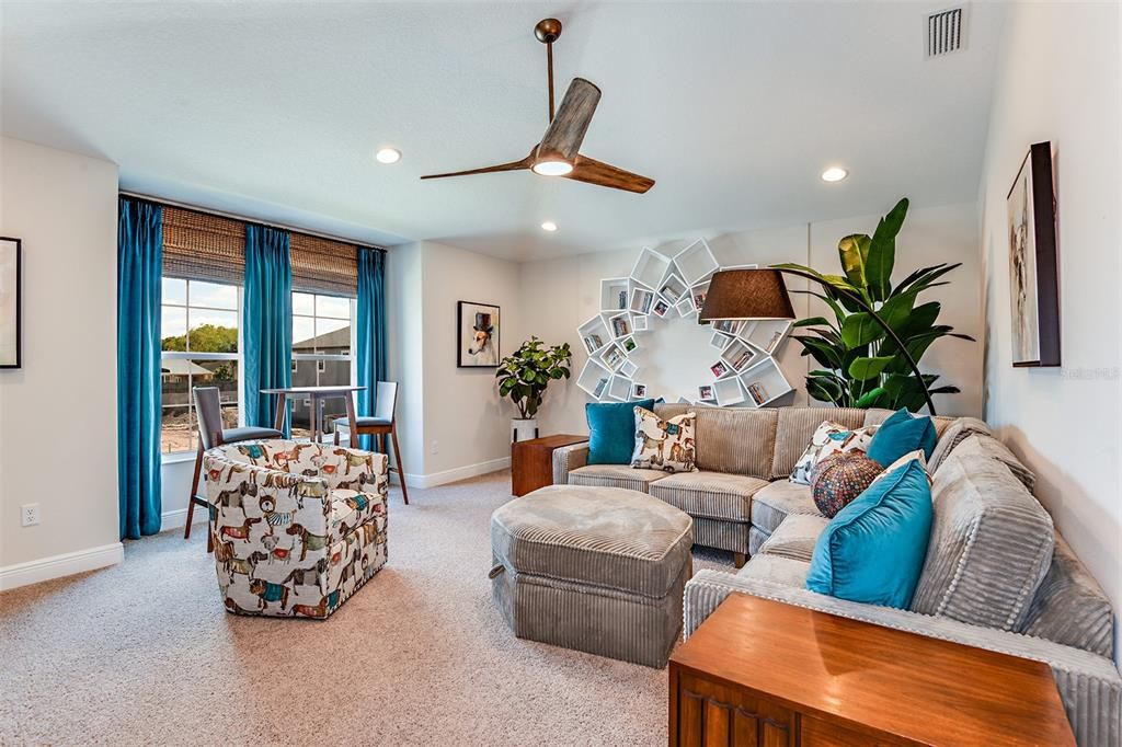 Activo con contrato: $1,248,900 (5 camas, 3 baños, 3412 Pies cuadrados)