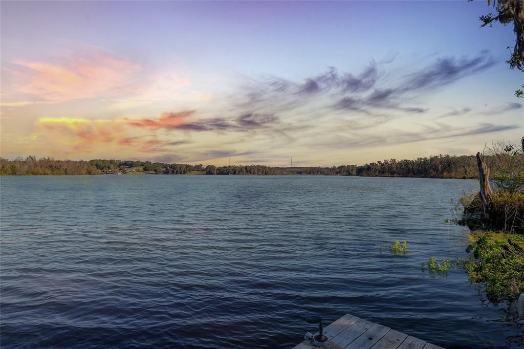 For Sale: $950,000 (7 beds, 5 baths, 4669 Square Feet)