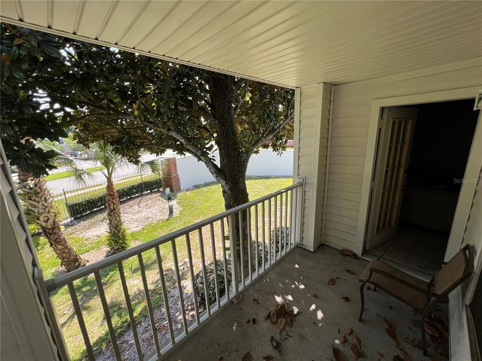 Под контрактом: $143,000 (1 спален, 1 ванн, 715 Квадратных фут)