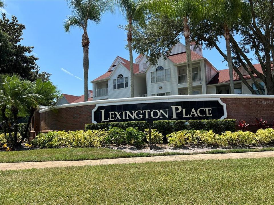 Под контрактом: $143,000 (1 спален, 1 ванн, 715 Квадратных фут)