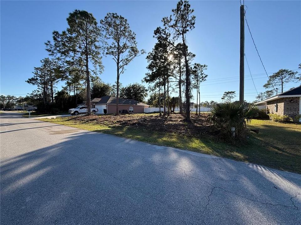 En Venta: $84,000 (0.23 acres)