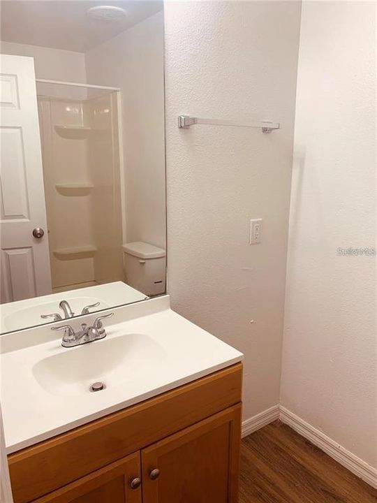 待售: $512,000 (6 贝兹, 0 浴室, 2388 平方英尺)