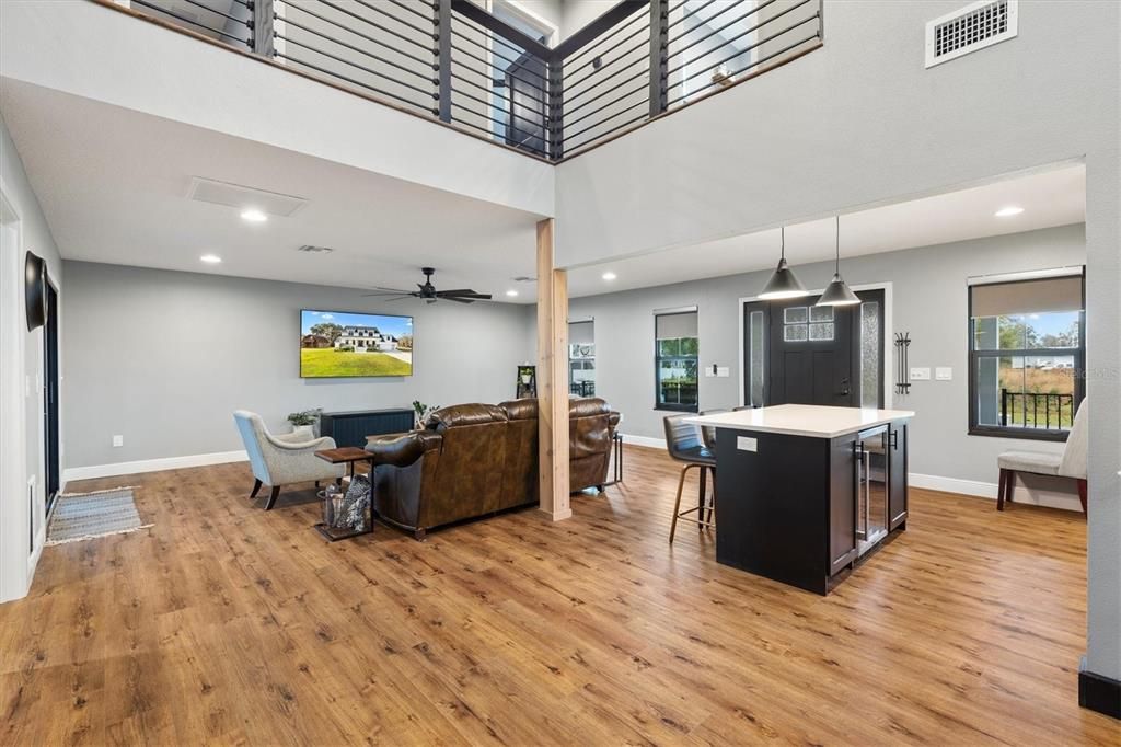 En Venta: $494,900 (3 camas, 2 baños, 2244 Pies cuadrados)