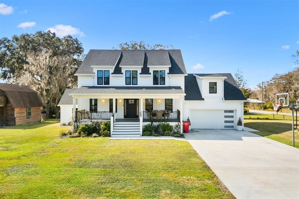 En Venta: $494,900 (3 camas, 2 baños, 2244 Pies cuadrados)