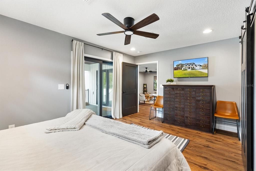 En Venta: $494,900 (3 camas, 2 baños, 2244 Pies cuadrados)