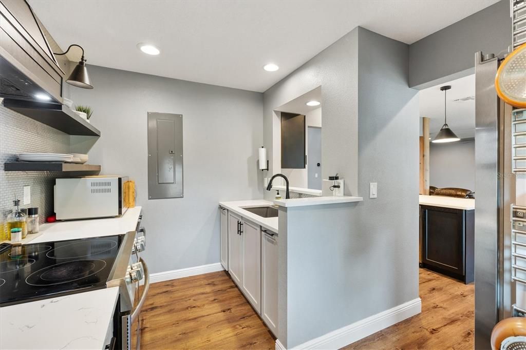 En Venta: $494,900 (3 camas, 2 baños, 2244 Pies cuadrados)