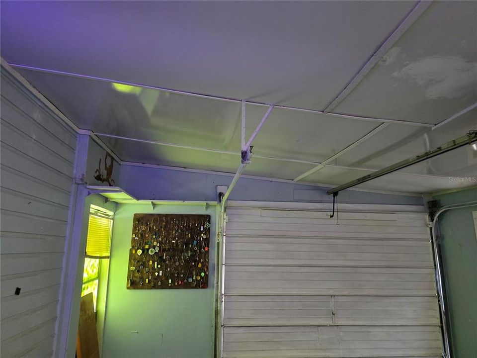 На продажу: $124,990 (2 спален, 1 ванн, 464 Квадратных фут)